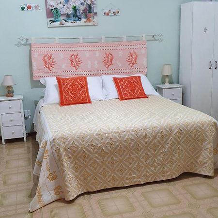 4 Stagioni Bed & Breakfast Villasimius Bagian luar foto