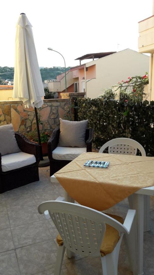4 Stagioni Bed & Breakfast Villasimius Bagian luar foto