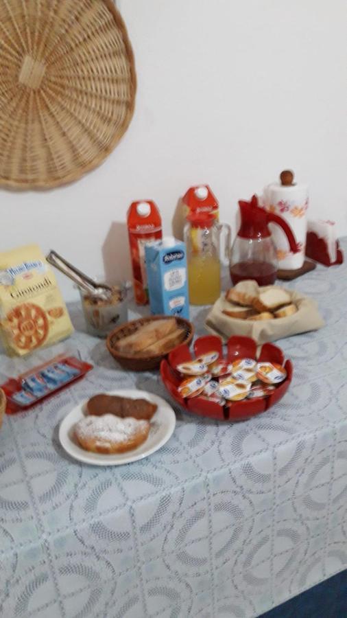 4 Stagioni Bed & Breakfast Villasimius Bagian luar foto